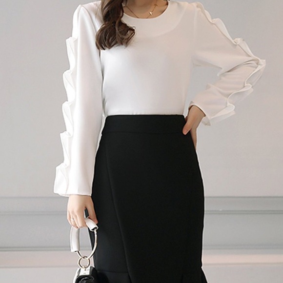 Ruffled Long Sleeve Flounce Top & Skirt - Picture 2 of 3